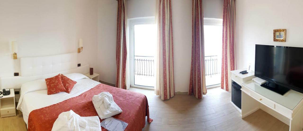 Hotel Castel Gandolfo Exteriör bild